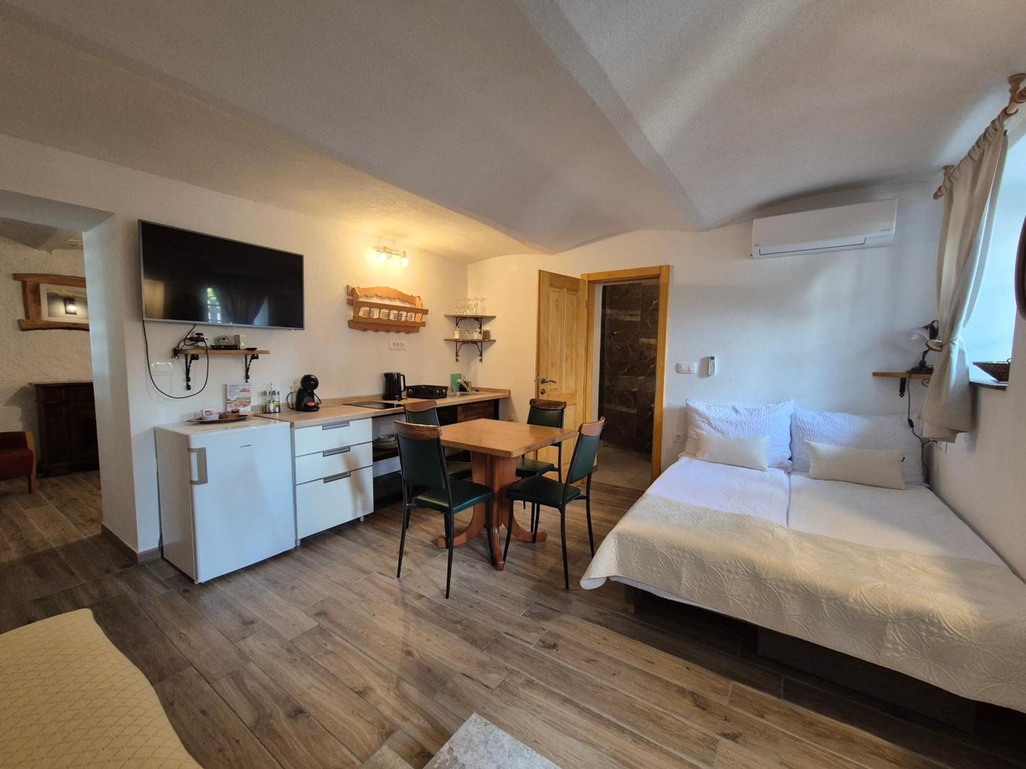 Slovenian House Vida Блед Екстер'єр фото